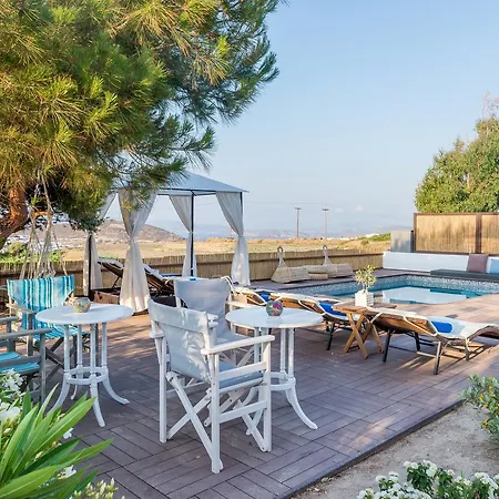 Eiriana Luxury
