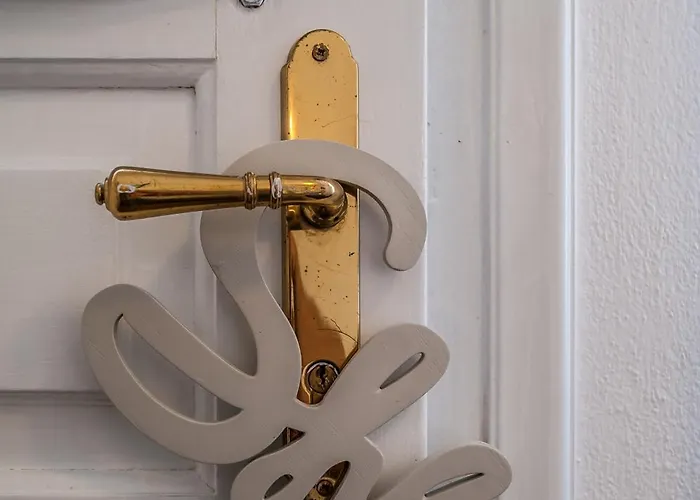 Eiriana Luxury Plaka (Milos)