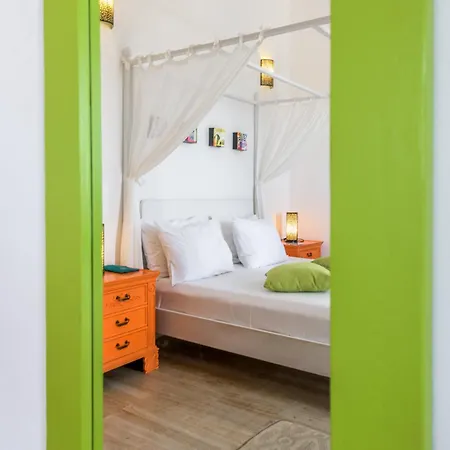 Eiriana Suites Daire Plaka (Milos)