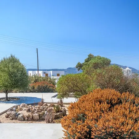 Eiriana Suites