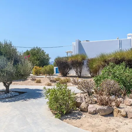 Eiriana Suites