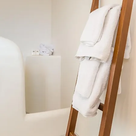 Eiriana Luxury Apartment