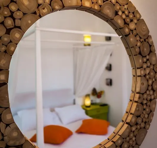 Eiriana Luxury Plaka (Milos)