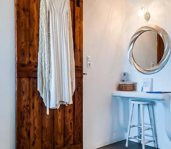 Lejlighed Eiriana Luxury Plaka (Milos)